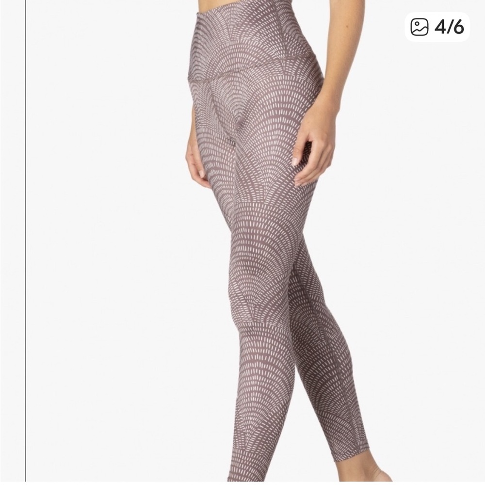 Beyond yoga Lux etched fans high‎ waisted leggings medium